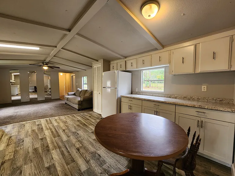11656 SE 50th Avenue Rd #1 — Photo 2