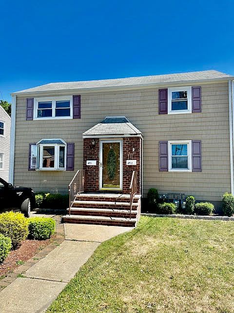 Front of the 2-family house.