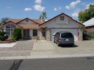7709 Primrose Dr NW, Albuquerque, NM 87120