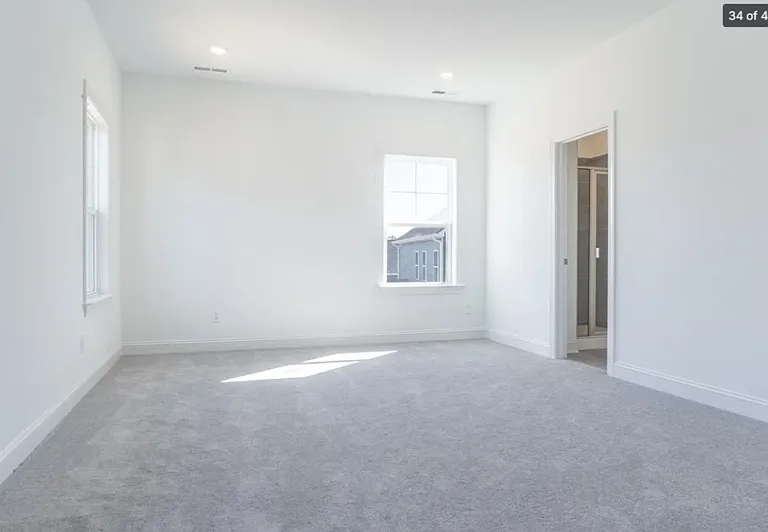 1441 Hazelnut Ridge Ln — Photo 11