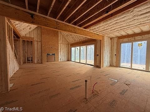 5th image of 539 Doub Rd