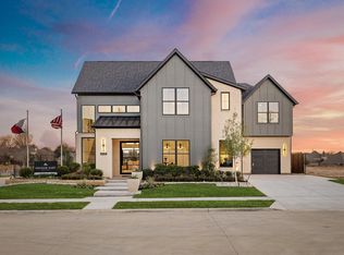8413 Witt St, North Richland Hills, TX 76182