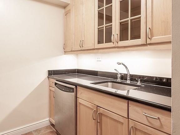 3rd image of 55 W 14th St #2H***