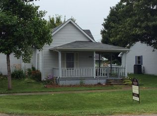 206 W Main St, Ogden, IL 61859