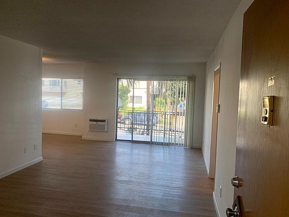 2nd image of 1309 N Martel Ave APT 101