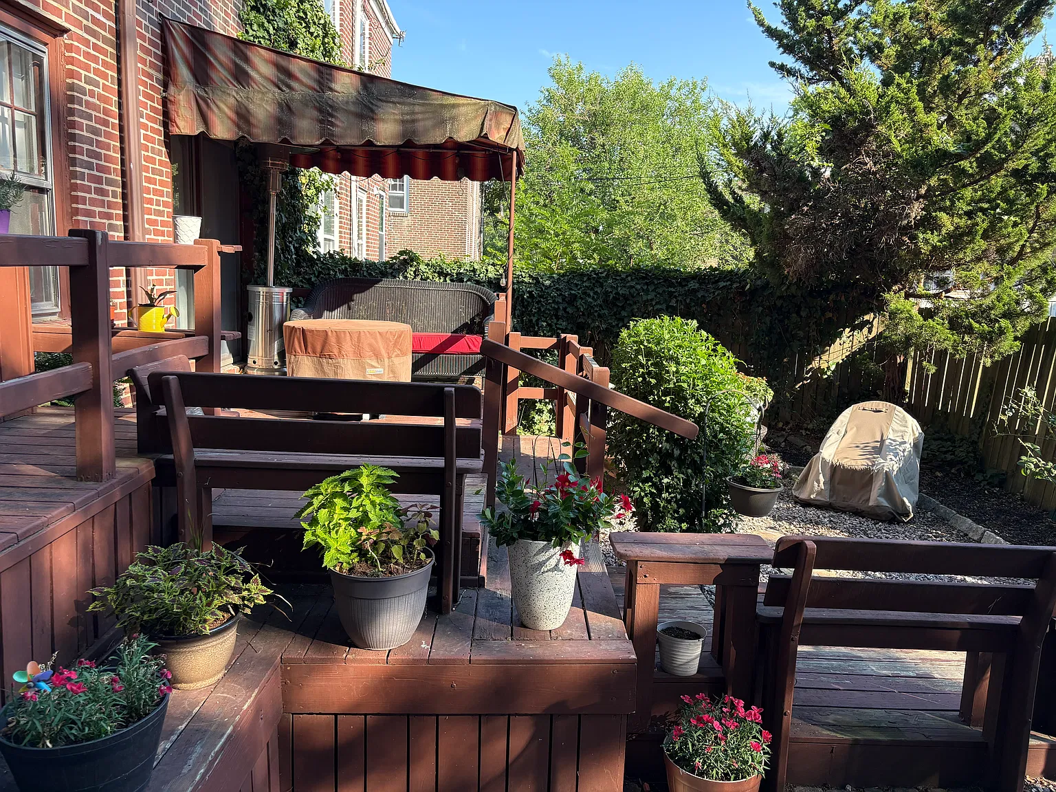 910 McCabe Ave — Photo 3
