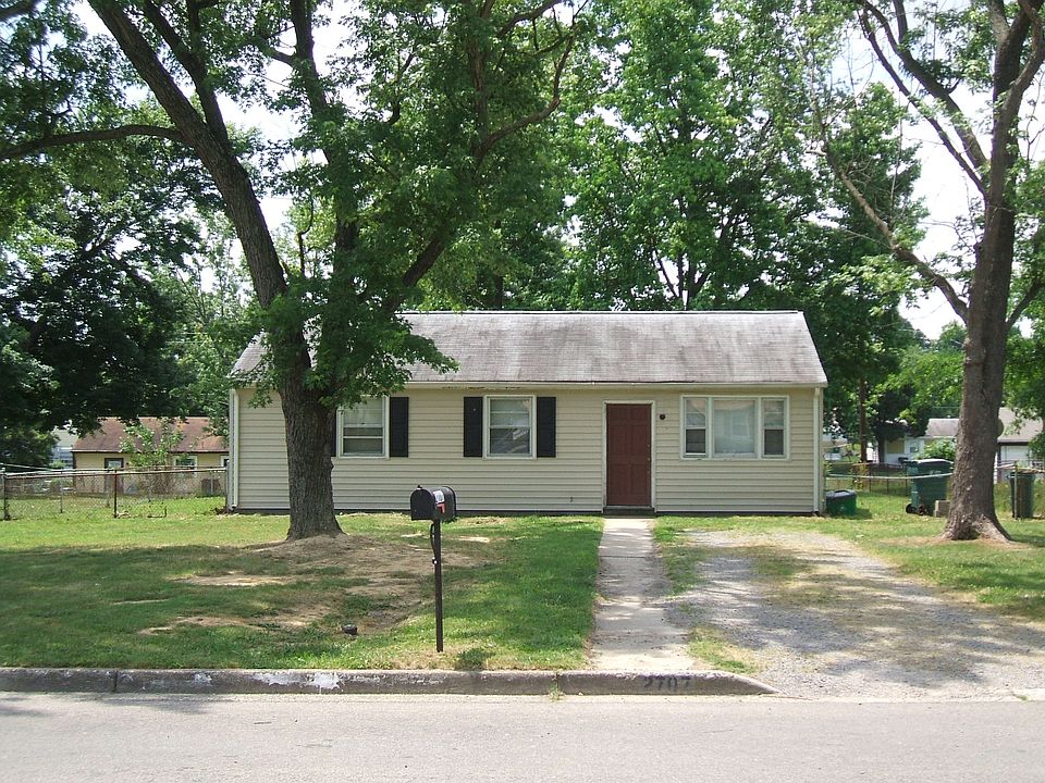 1st image of 2707 Delmonico Dr