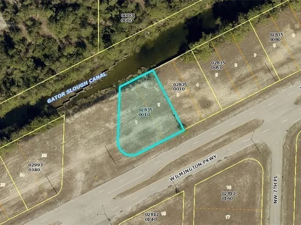 723 Wilmington Pkwy, Cape Coral, FL 33993