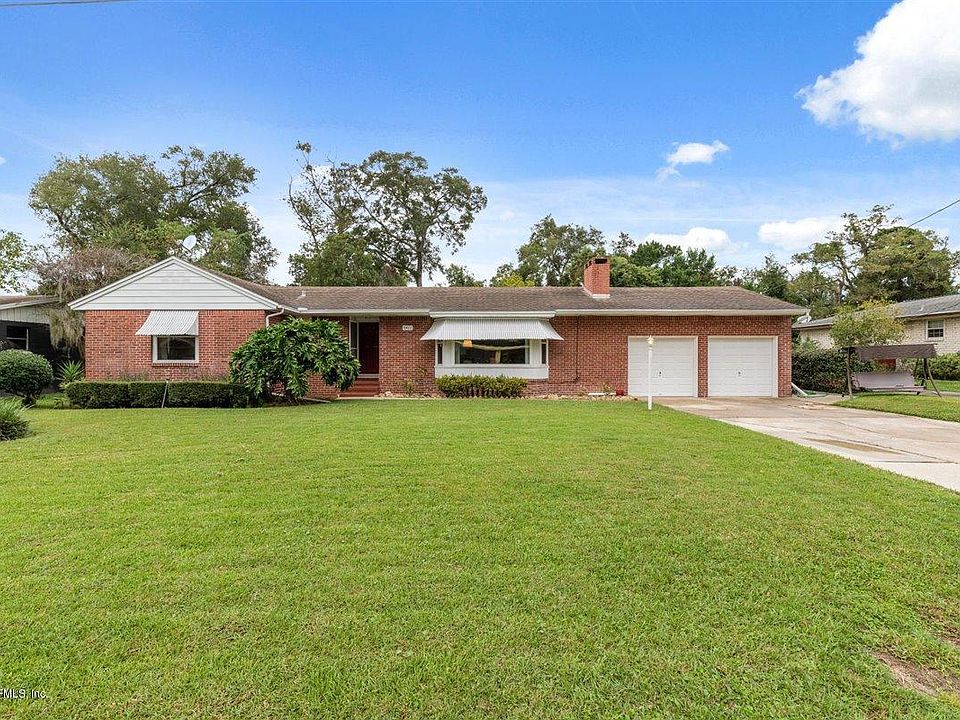 1st image of 5411 Playa Way