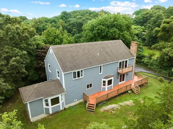 65 Springbrook Road, Old Saybrook, CT 06475