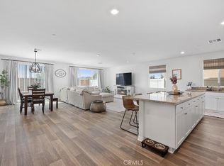 1733 Old Wagon Dr, Hemet, CA 92545