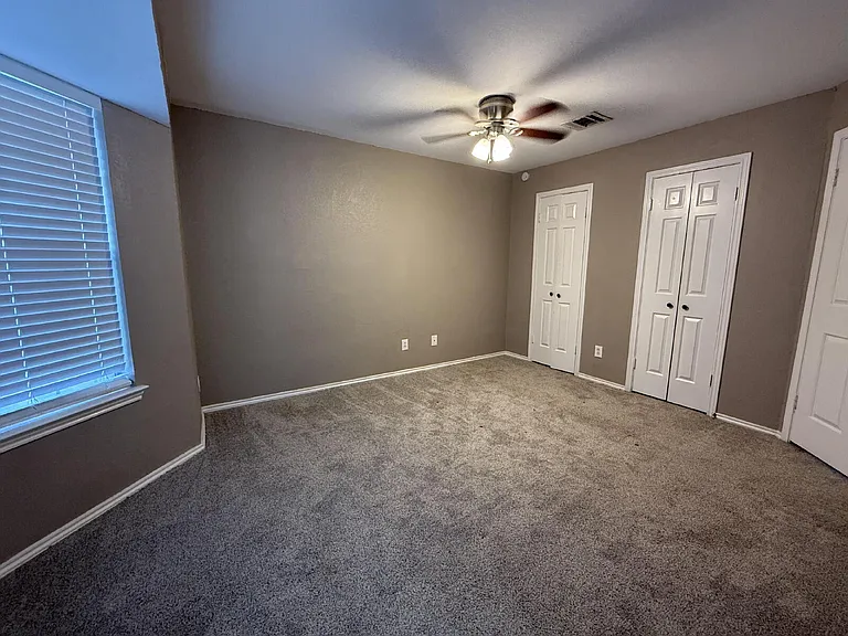 1327 Speight Ave — Photo 10
