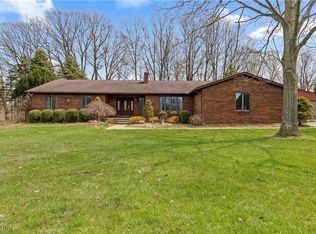 8273 Bank St, Vermilion, OH 44089
