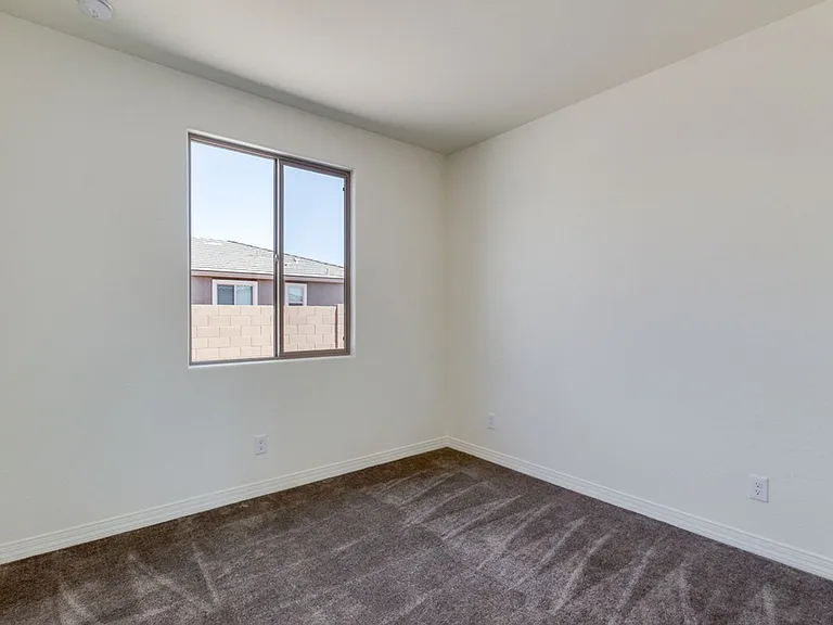 1674 N Hester Trl — Photo 25