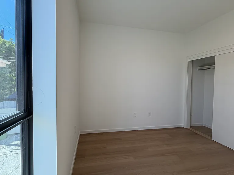 5119 Colfax Ave #306 — Photo 23