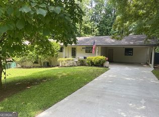2665 Colonial Dr, College Park, GA 30337