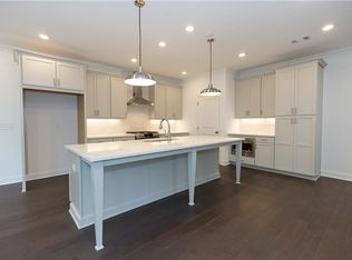 1602 Wellborn Walk #45, Suwanee, GA 30024