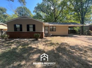 5596 Loch Lomond Rd, Memphis, TN 38116