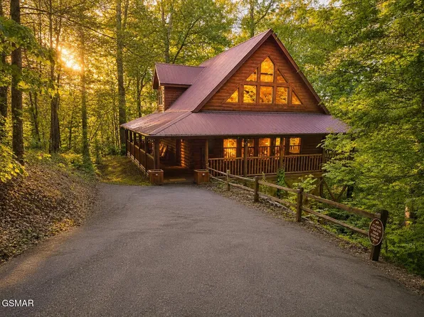 1630 Majestic Oak Way, Sevierville, TN 37876