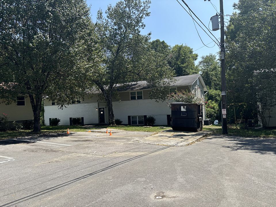 1st image of 3322 Valley View Dr NE