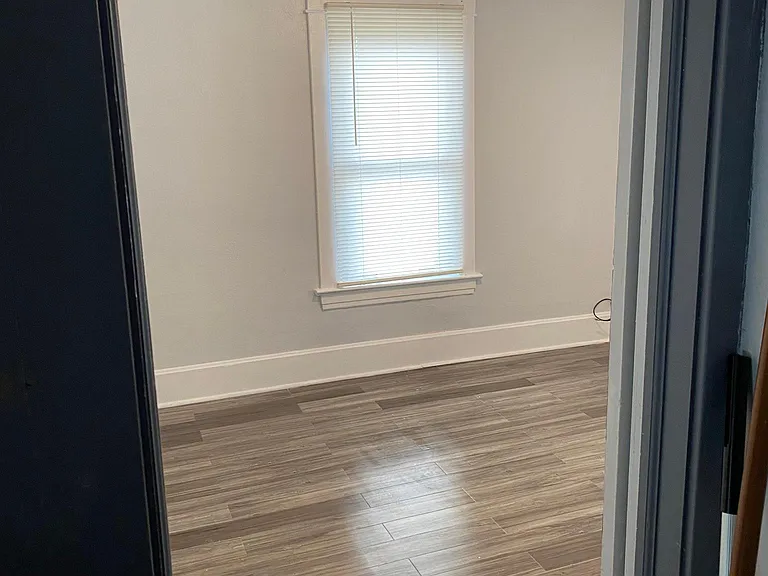 103 S Portland Ave — Photo 31