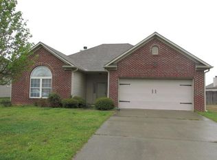 988 Meriweather Dr, Calera, AL 35040