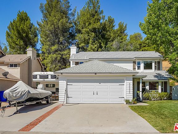 2nd image of 32233 Green Hill Dr