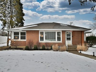 467 W Avery St, Elmhurst, IL, 60126
