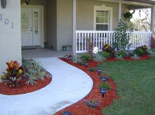 101 W 1st St, Debary, FL 32713