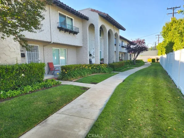 24223 La Glorita Cir, Santa Clarita, CA 91321