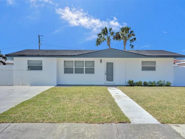 3835 NW 185th St, Miami Gardens, FL 33055