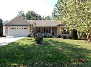 4012 Sioux Rd, Crossville, TN 38572