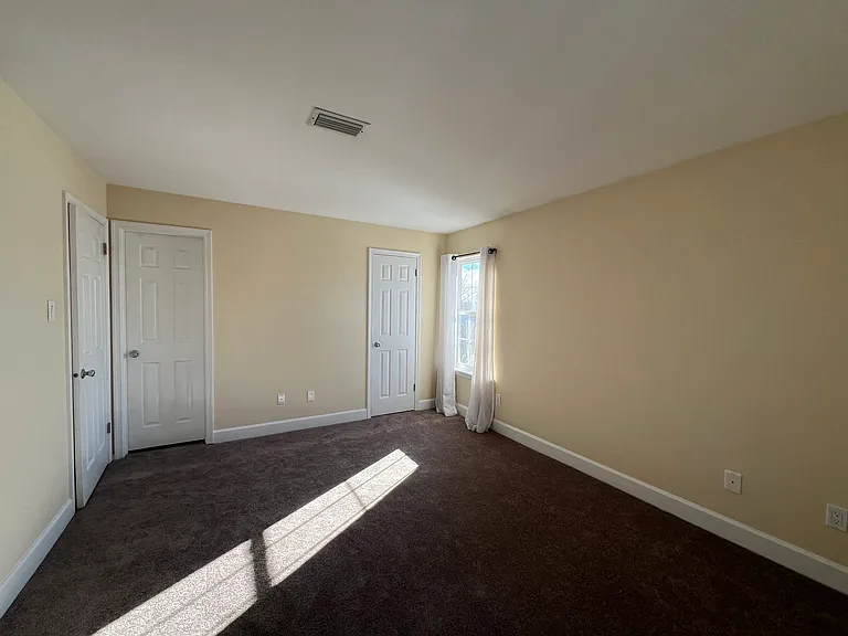 781 Reading Ct — Photo 10