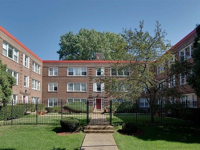 1st image of 327 Callan Ave APT 3