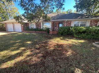 12104 Camelot Pl, Oklahoma City, OK 73120
