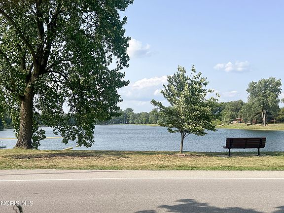 5th image of 4016 Westwind Dr