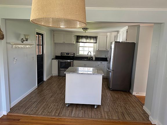 5th image of 110 Juanita Dr