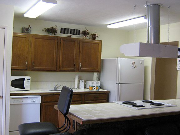 2nd image of 533 Northridge Dr