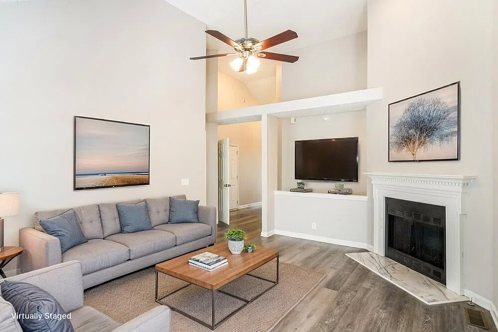 3 bed, 2.0 bath, 1269 sqft, $1,885 — Photo 3