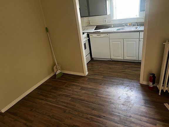 3rd image of 771 Madison Ave #1E