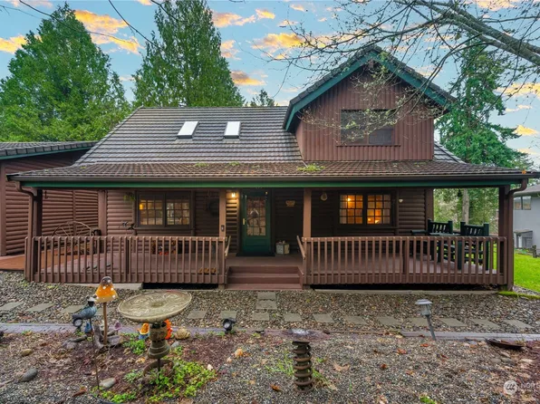 30 E Allynview Drive, Allyn, WA 98524