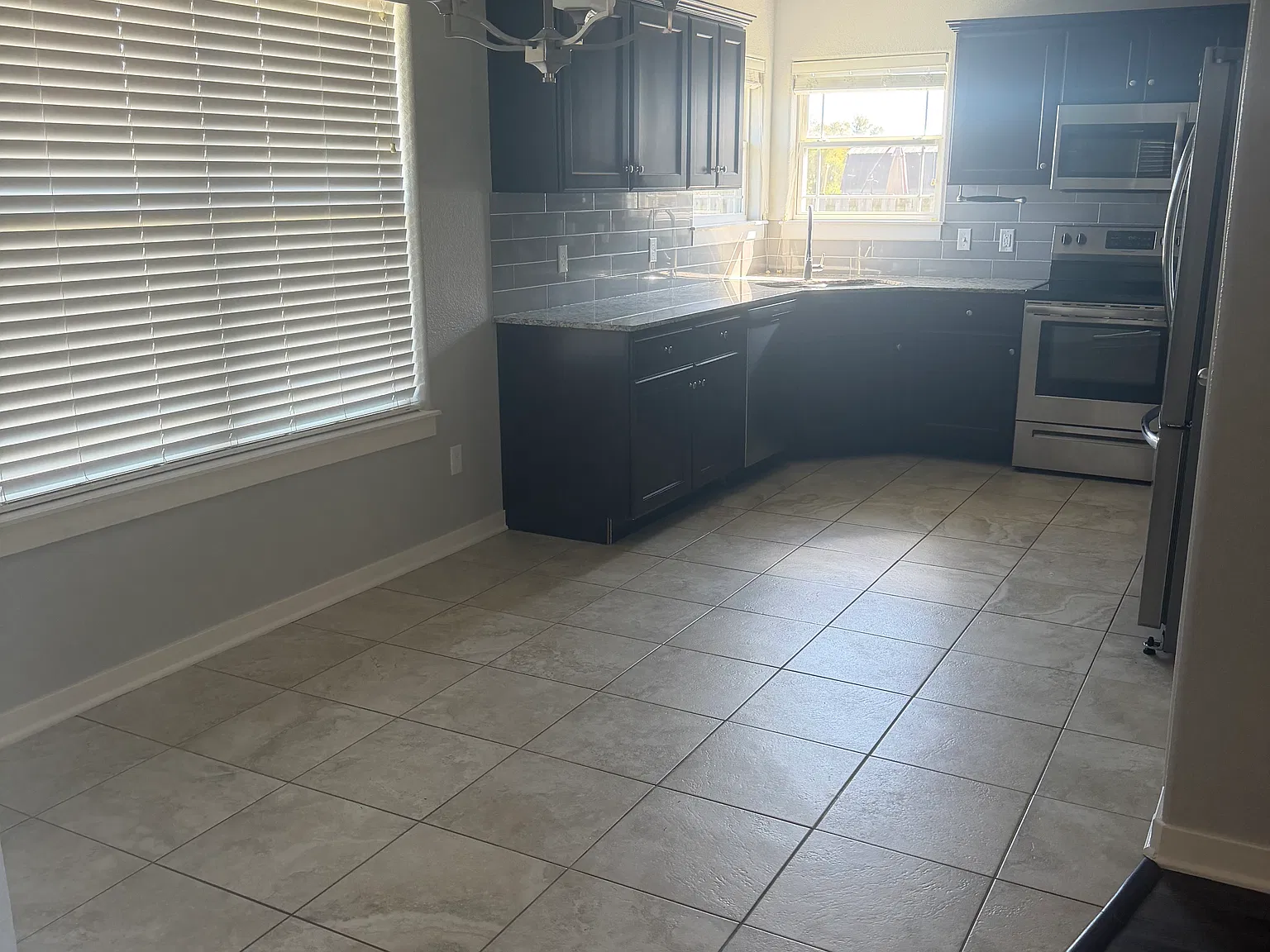 3 bed, 1552 sqft, $1,800 — Photo 4