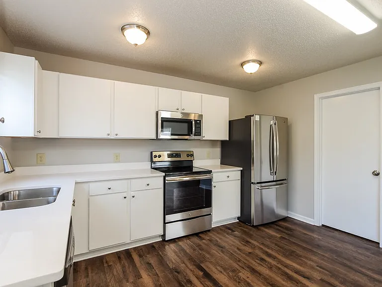 6647 Wicked Oak Ln — Photo 8