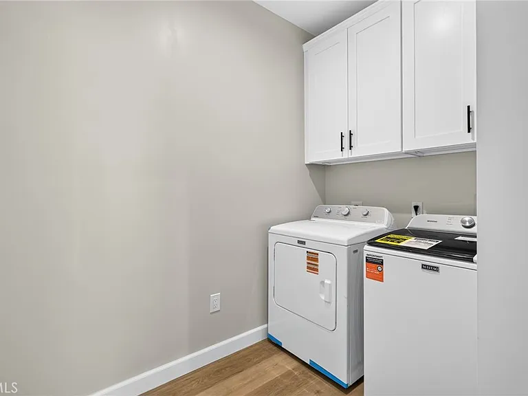 593 E 12th St #1 — Photo 17