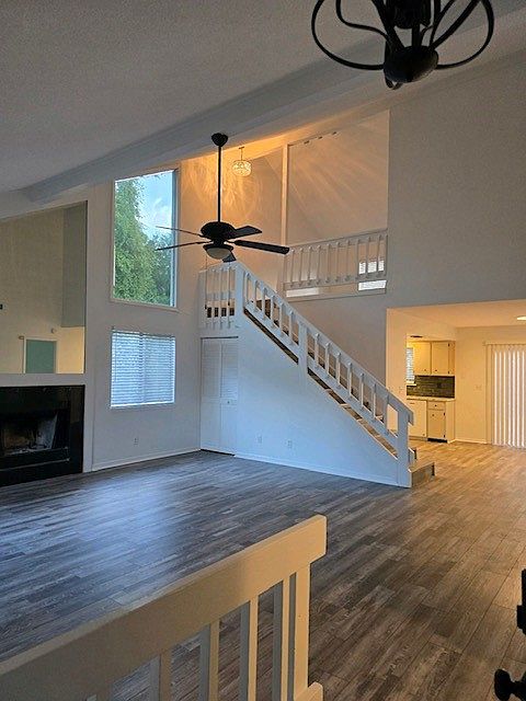 1st image of 280 Bayridge Ct