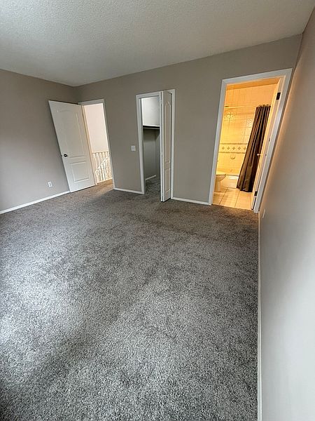 Calgary Townhouse for rent - 3 Bedrooms — photo 16