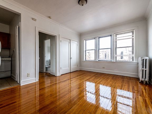 5th image of 7102 S Luella Ave #5252