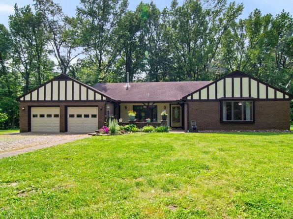 2299 Brown Chapel Rd, Boonville, IN 47601
