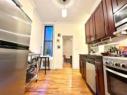 Rented by Nest Seekers International | media 12