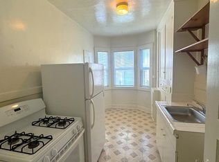 1739 Oxford St #8, Berkeley, CA 94709